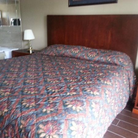 America'S Best Inn & Suites Clarksville Clarksville (Clark County) Buitenkant foto