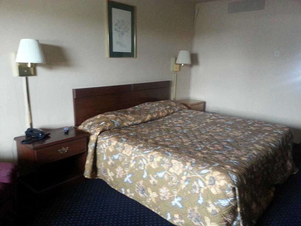 America'S Best Inn & Suites Clarksville Clarksville (Clark County) Kamer foto
